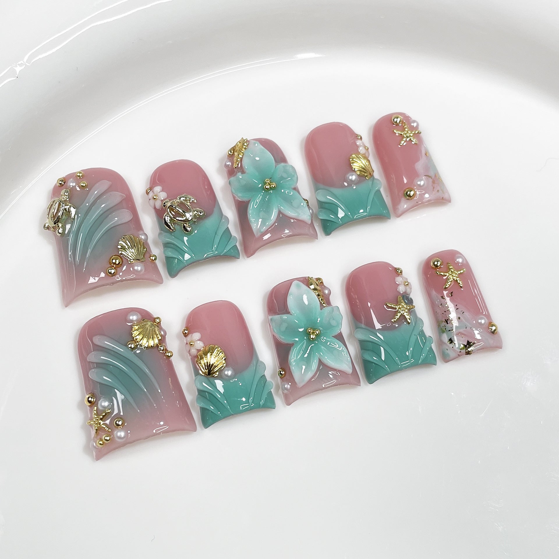 Aqua Bloom