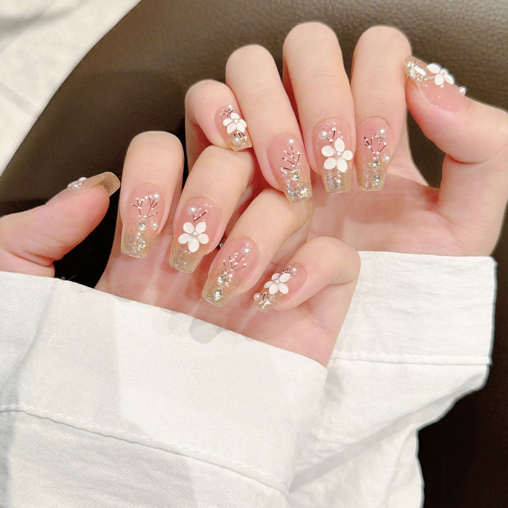 White Blossom Whisper